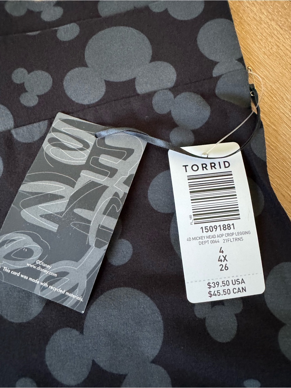 TORRID DISNEY MICKEY HEAD CROP LEGGINGS SIZE 4X new with tags - Picture 2 of 7